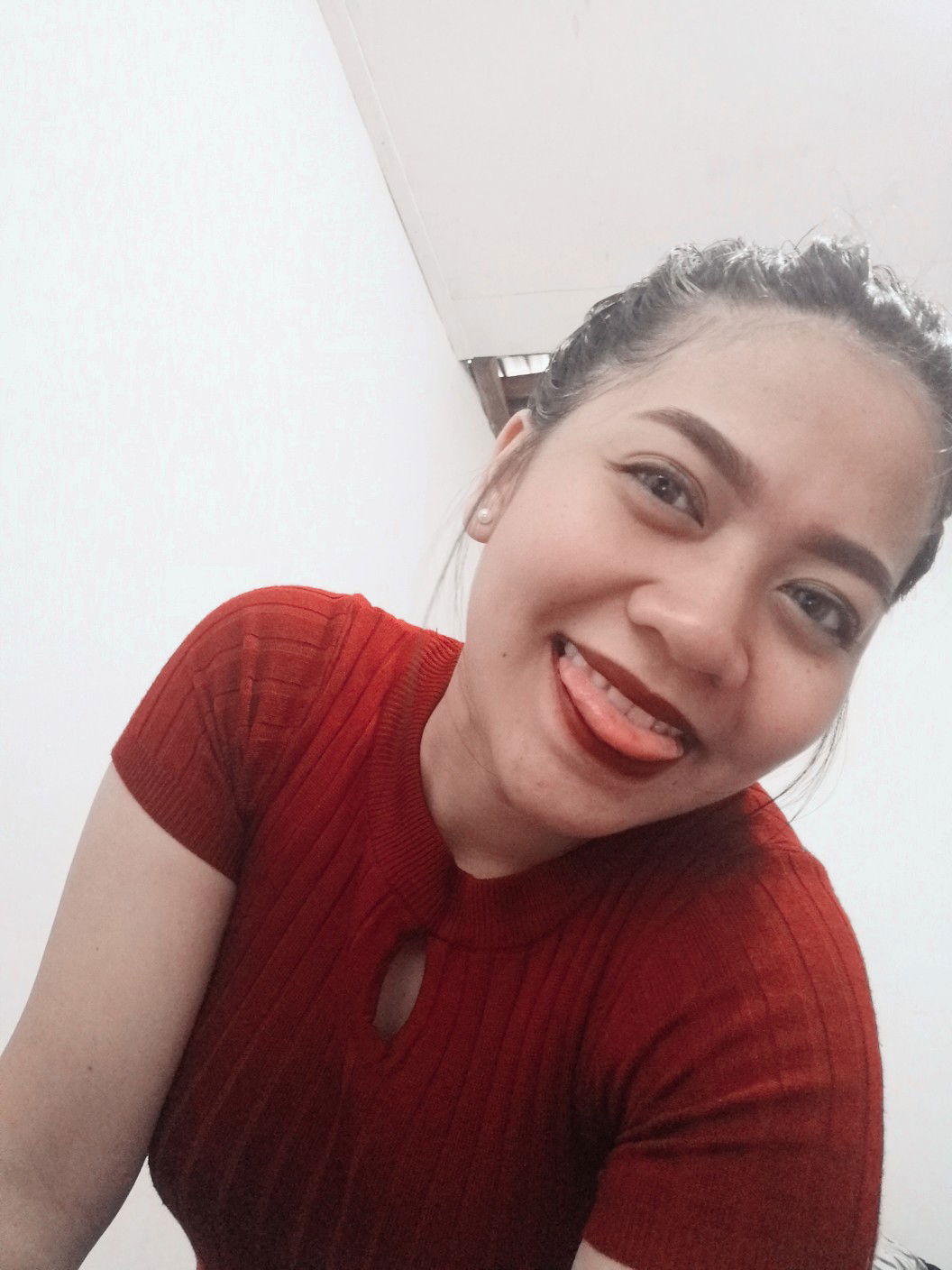 Thina Gopio profile icon