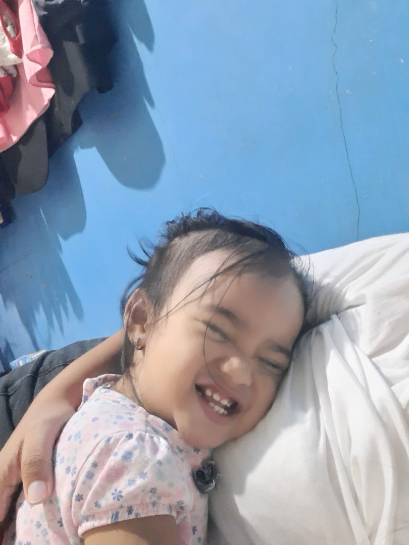 Can teething cause bad breath on toddler