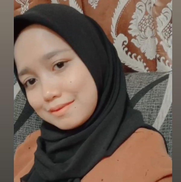 Nur Shazlin profile icon