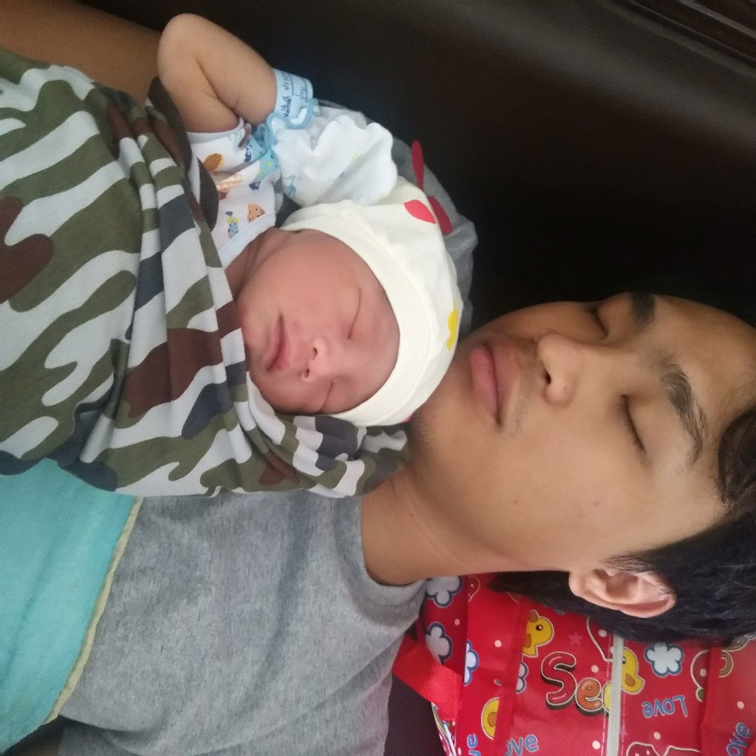 ออกมาเเล้วจ้าความเหมือนเเม่มันชั่งน้อยนิด