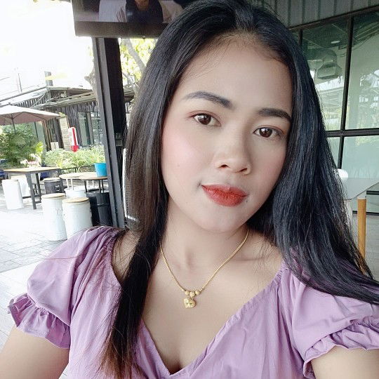 Rose Apple profile icon