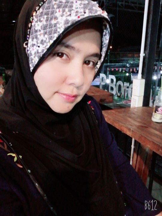 May Bomb profile icon