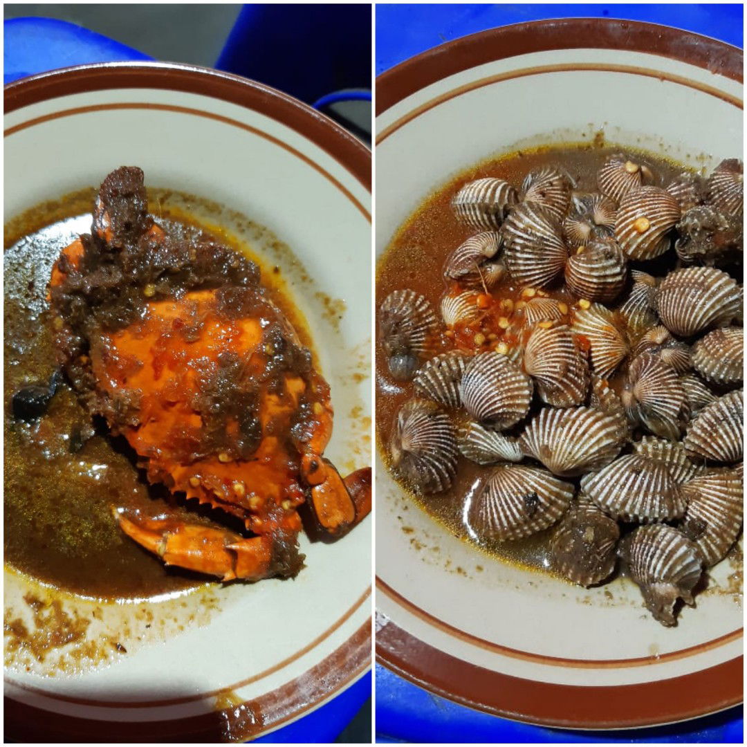 Makan kerang dara dan Kepiting
