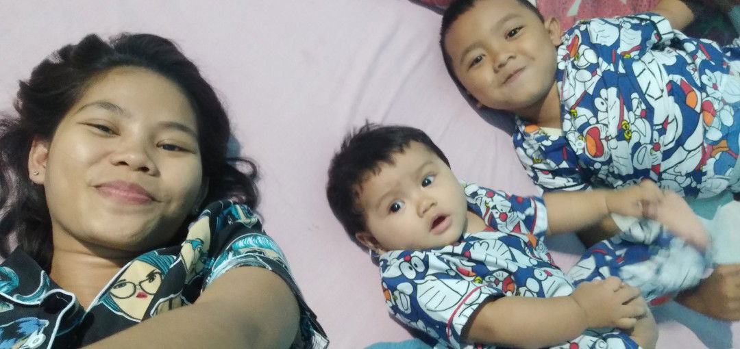 Christi Awalina profile icon