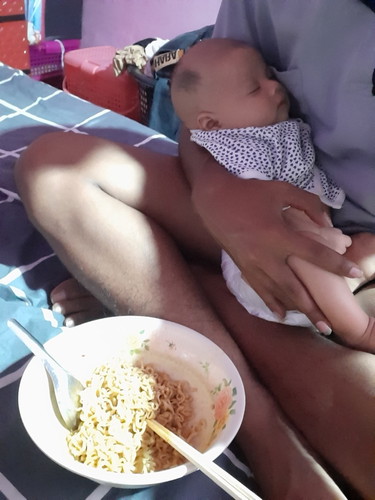 พ่อลูกอ่อน