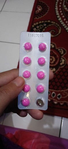 Tolong bantu pendapat ?