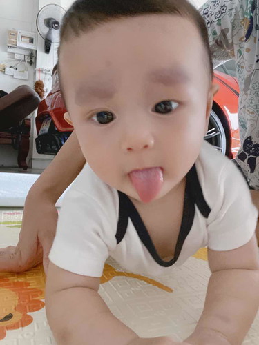 เริ่มทานข้าวแล้วกินนมน้อยลงมาก