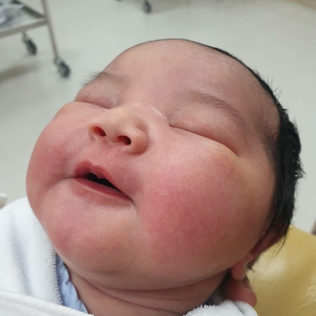 คลอดแล้วจร้า.ลูกสาว