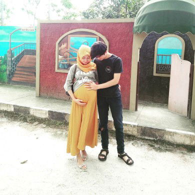 Elin Indrawati profile icon