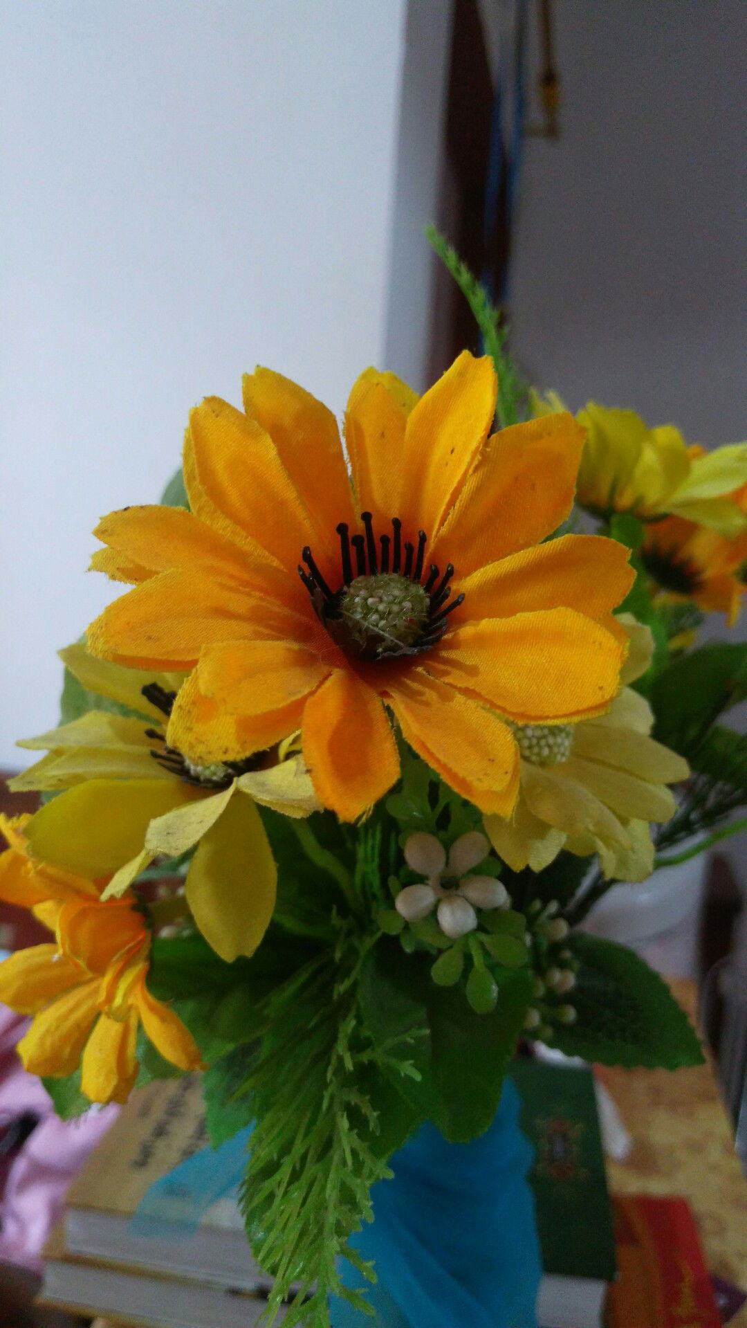 Micha nasari profile icon