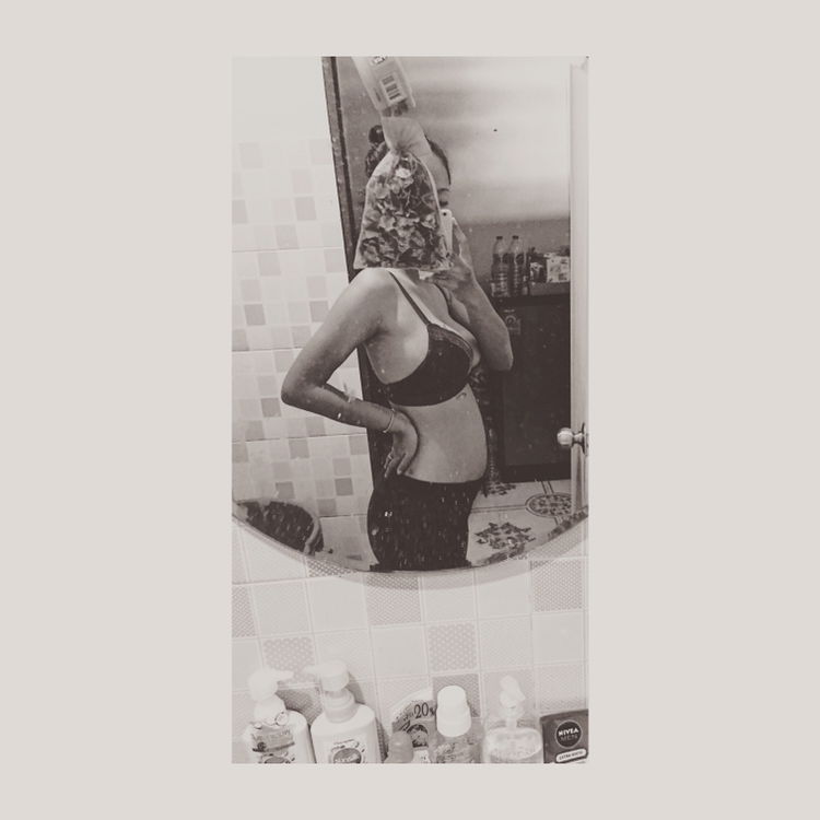 Miew Nattaporn. profile icon