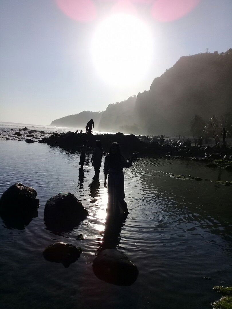 wiji indri ani kusuma w profile icon