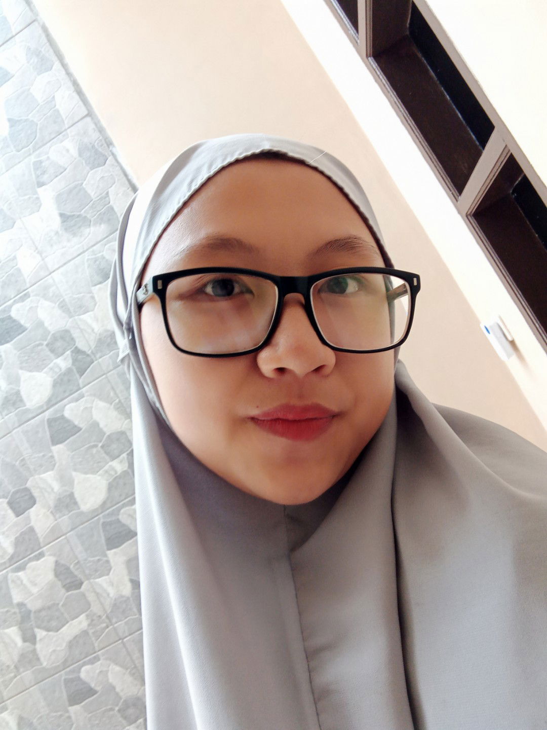 Dini Herdiani profile icon