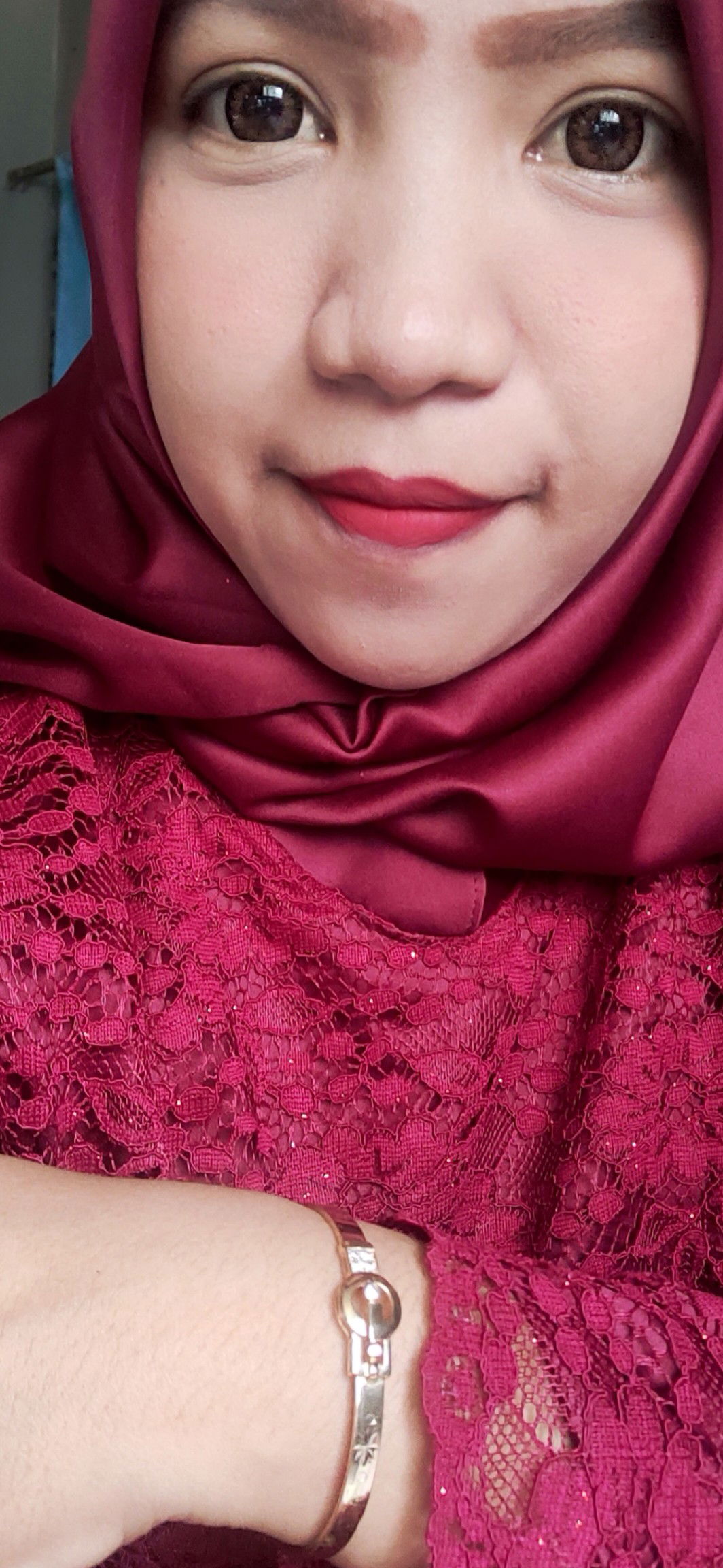 Rahmawati Saumirna profile icon