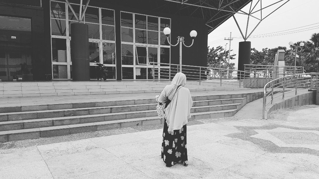 N Novitasari profile icon