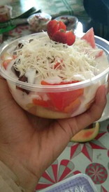 salad buah