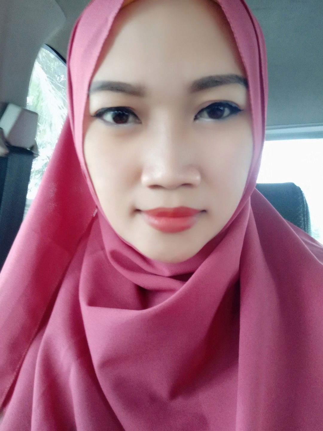 yuliani profile icon