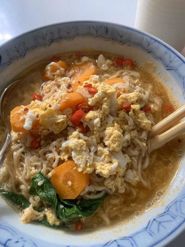 ท้องได้ 19weekแล้วจร้า แต่ชอบกิน มาม่ามากเลยค่ะ
