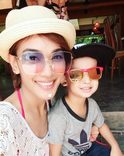 เป็นแม่เลี้ยงเดี่ยวคะ