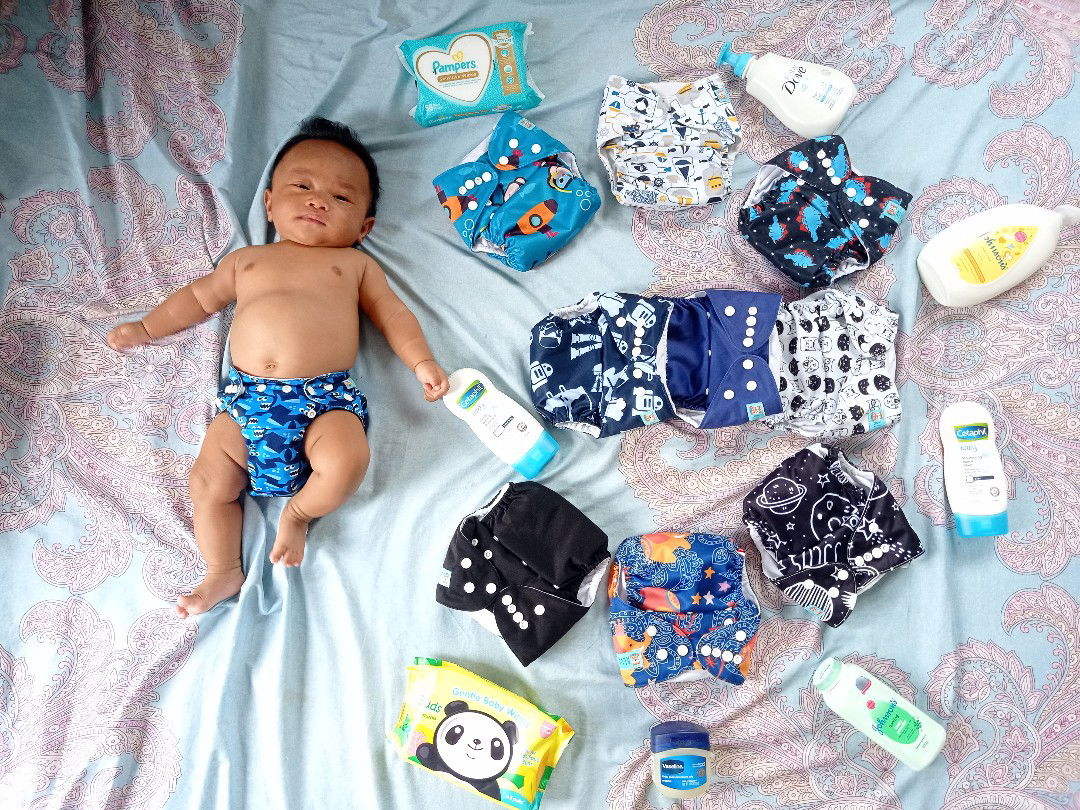 Mga mommy is it normal na 4Days na di pa din nagpupoop si baby???