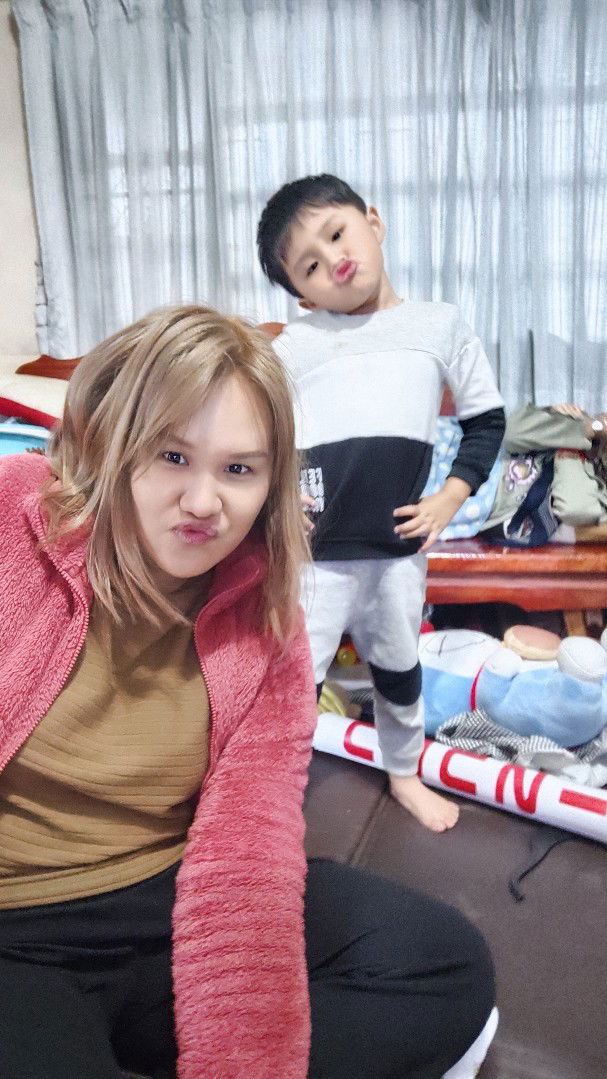 ณภษร นิยมนา profile icon