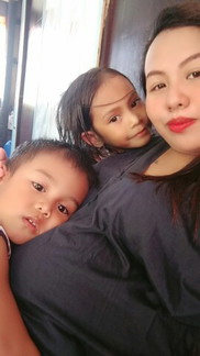 Happy siblings ?