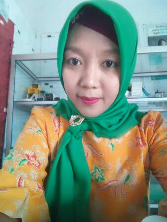 Erna Apriyanti profile icon