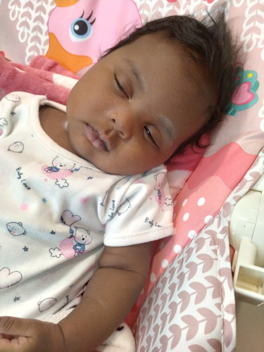 ทำยังไงถึงจะให้ลูกหลับได้นานๆคะ น้องนอนเตียงกับแม่