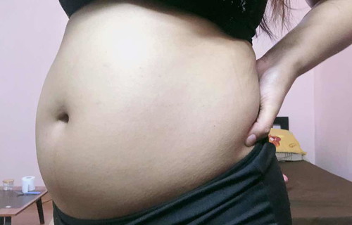 4 เดือน ท้องใหญ่ไปไหมค่ะ