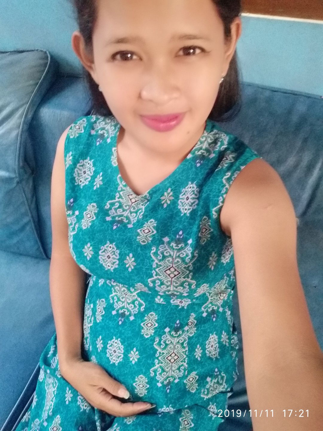 restu handayani profile icon