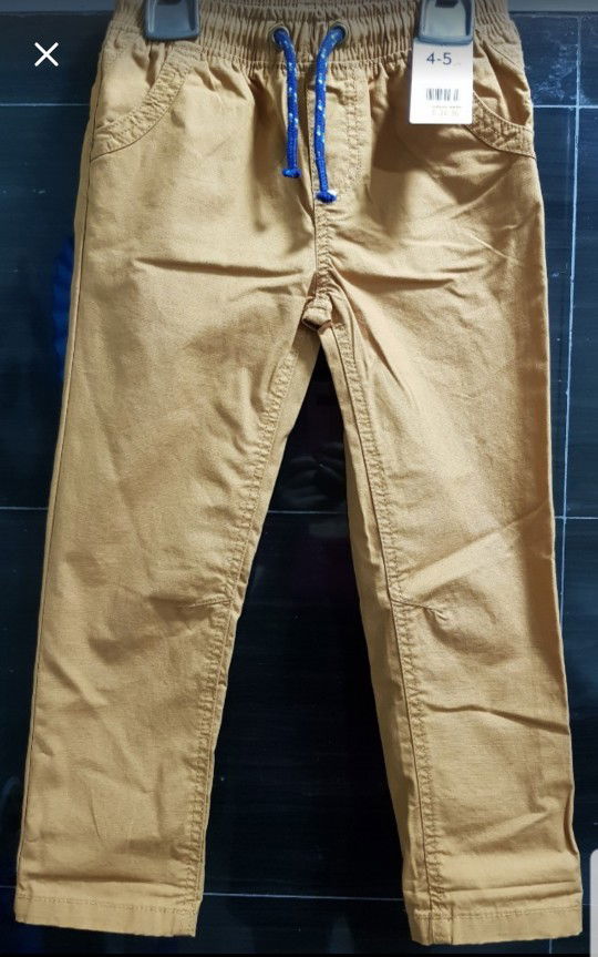 Selling this Mothercare Trousers (new) @ $15
