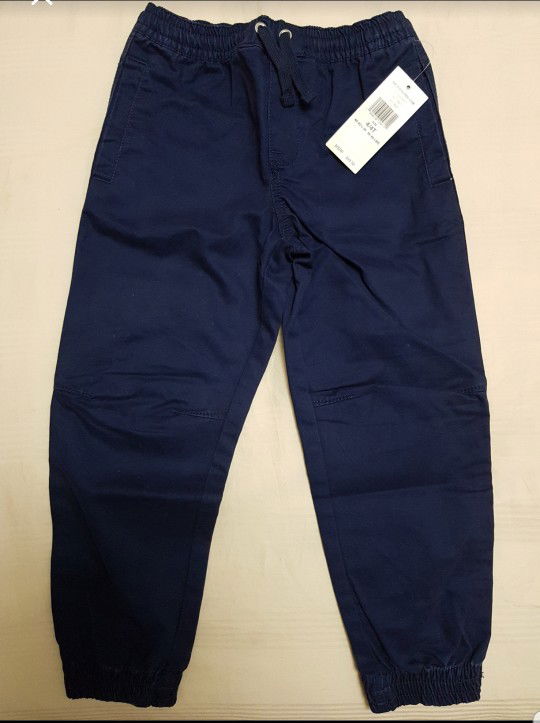 Selling this Polo Ralph Lauren Trousers for Boy (size 4/4T) @ $40