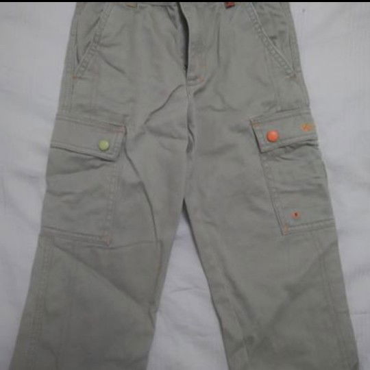 Selling this (washed but not worn) Clothing (adjustable at waist) for 3yo @ $8