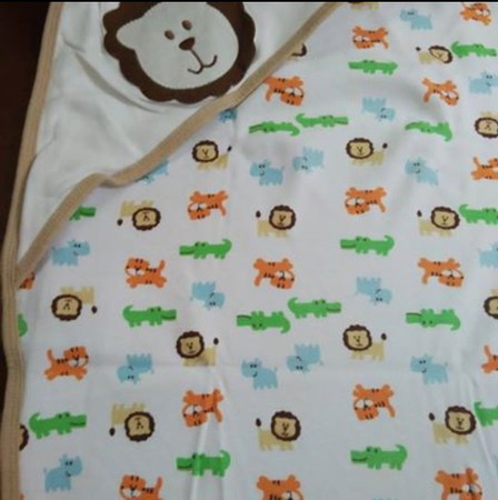 Selling this Swaddle Cloth @ $3