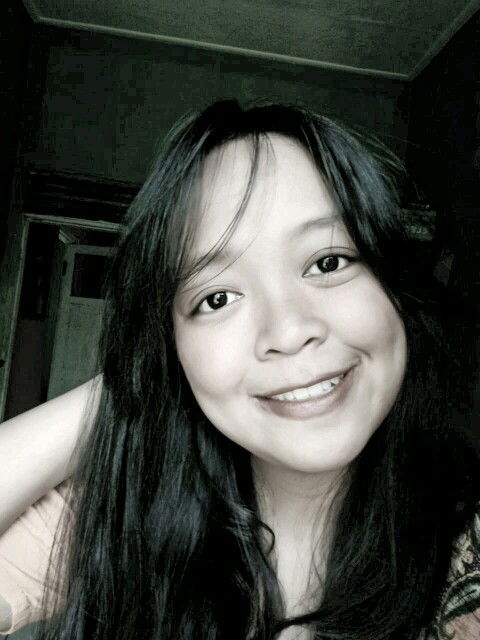 Ratih Dewi profile icon