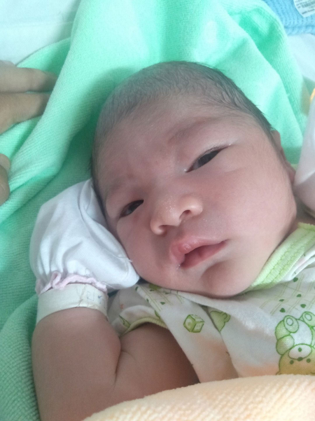 แตกแล้วจ้าทีมมีนา