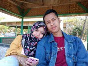 teti nurmayanti profile icon