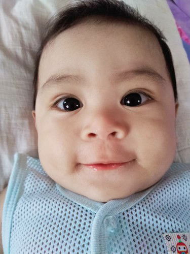 Ummi Adhwa profile icon