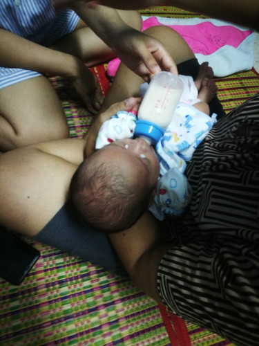 สอบถามครับ น้ำนมแม่ใช้หยอดตาลูกได้ไหมครับ