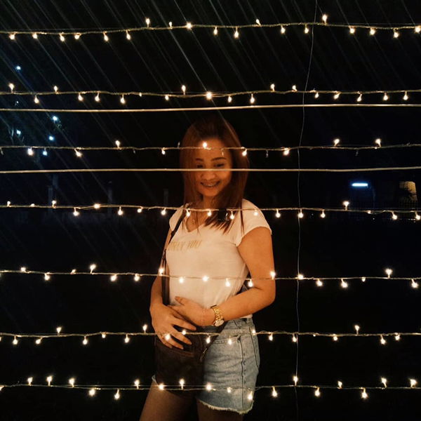 April rose profile icon