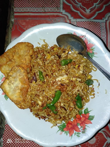 Sarapan Mie Goreng