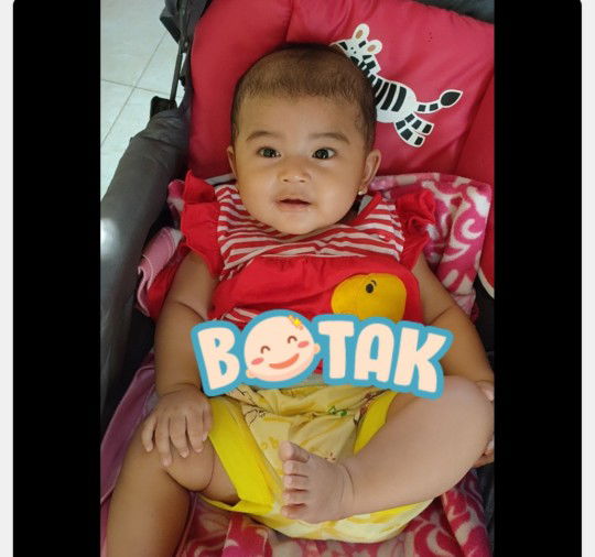 bayi duduk