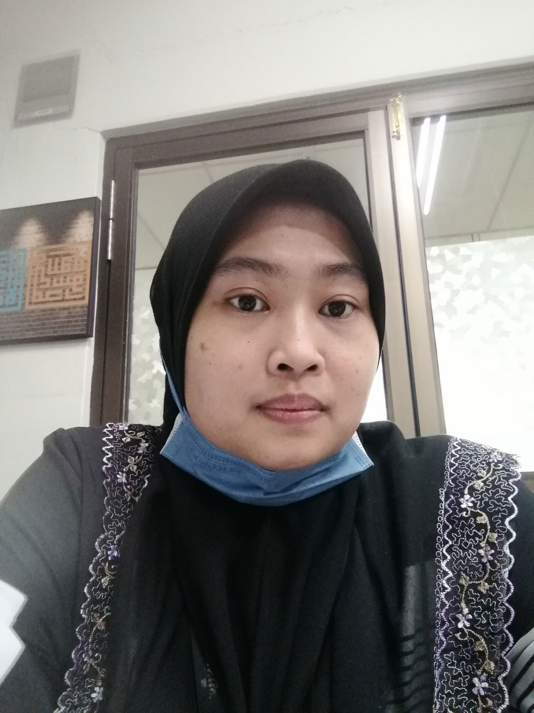 Nur Laili profile icon