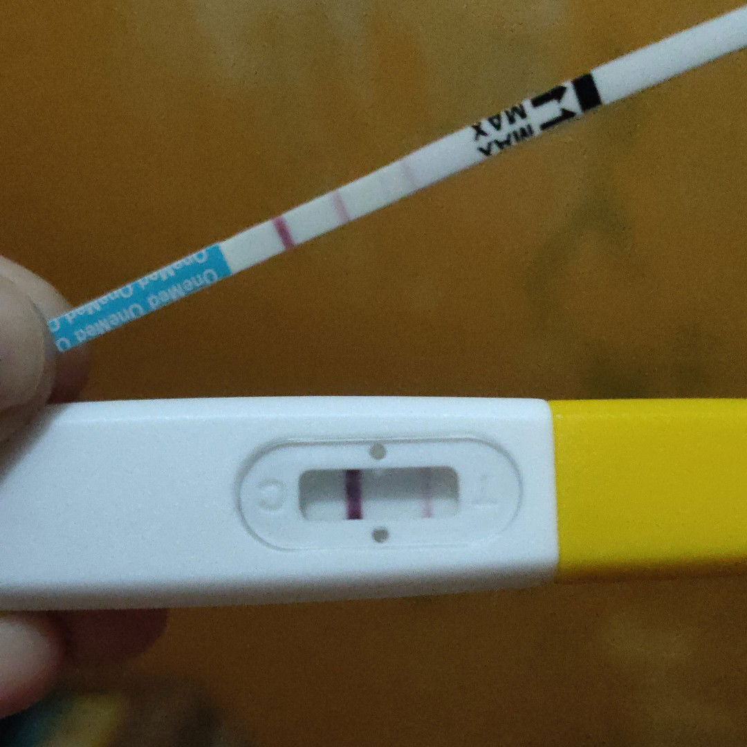 Mom of a daughter profile icon