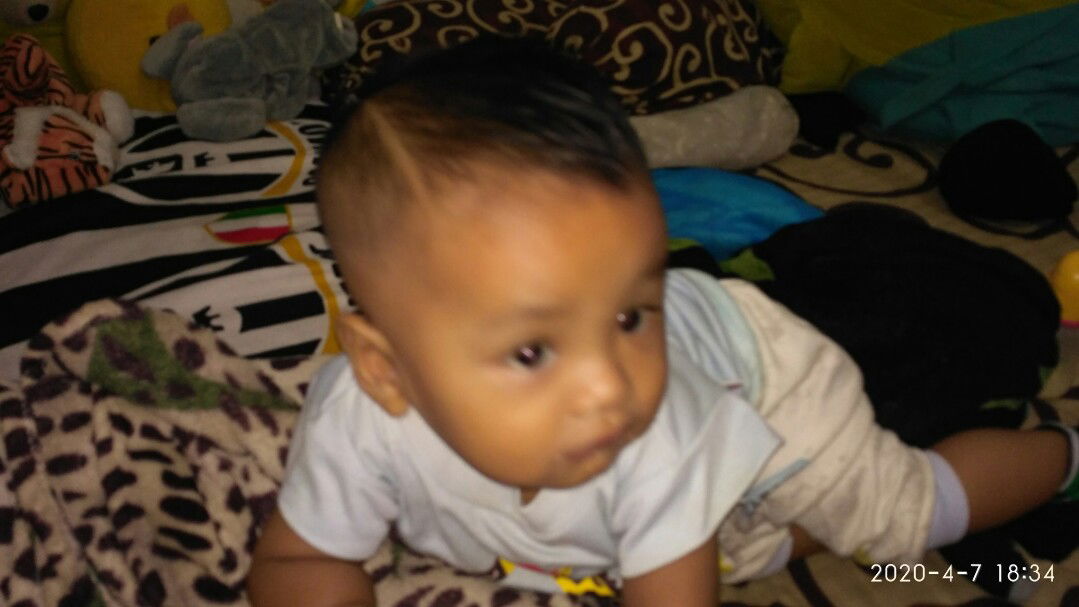 witri lestari profile icon