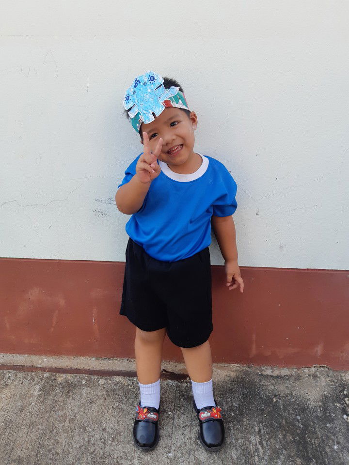 พิมพ์มาดา แปลว่าเหมือนแม่ profile icon