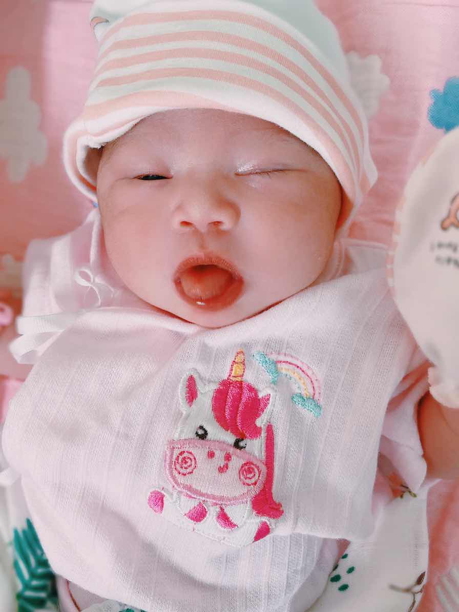 แอบแตกแล้วจร้าา