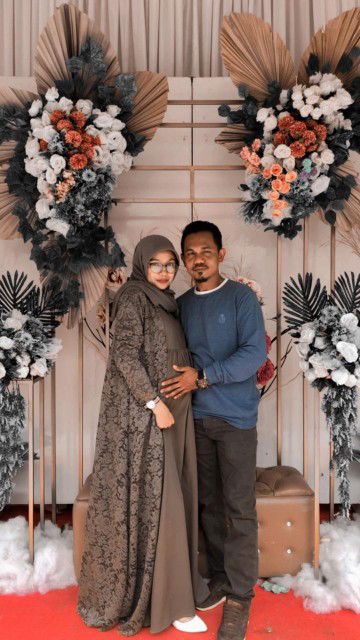 putri fadhla/novikar profile icon