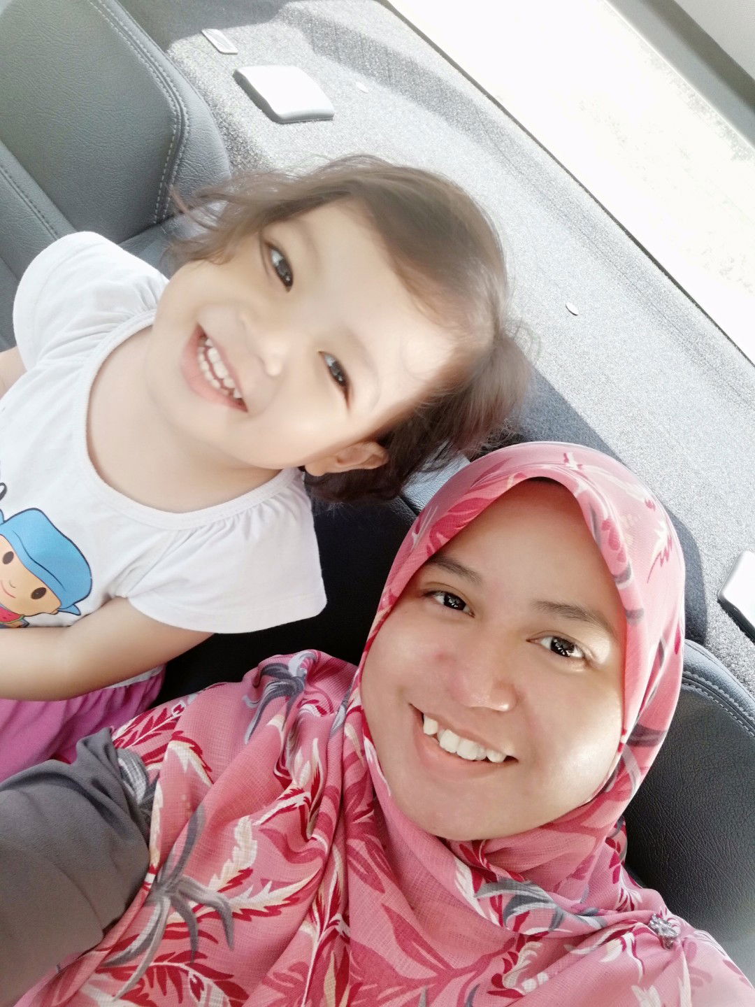 Amirah Rafar profile icon