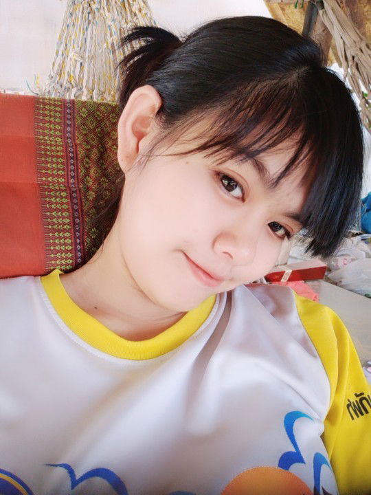 อี'อ หวึ่ง'ง profile icon